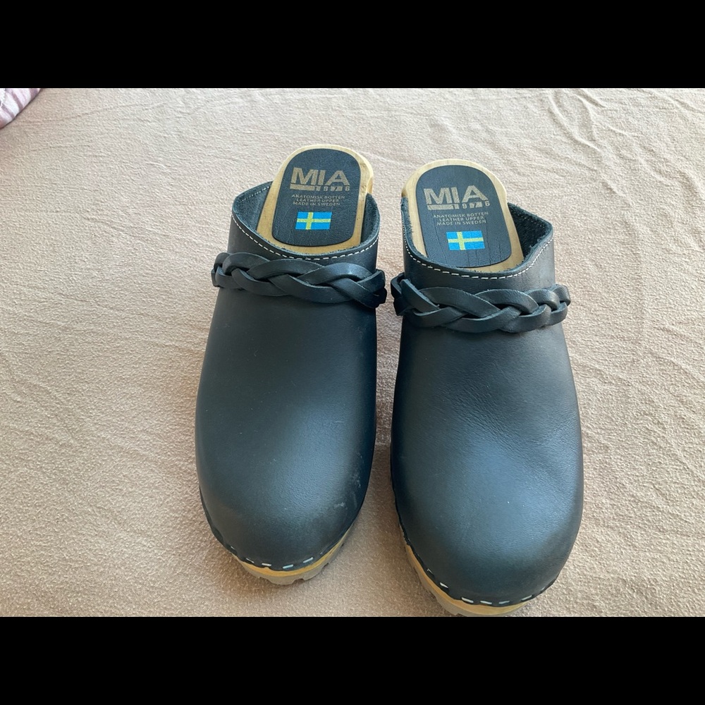 MIA clogs with 2 inch heels